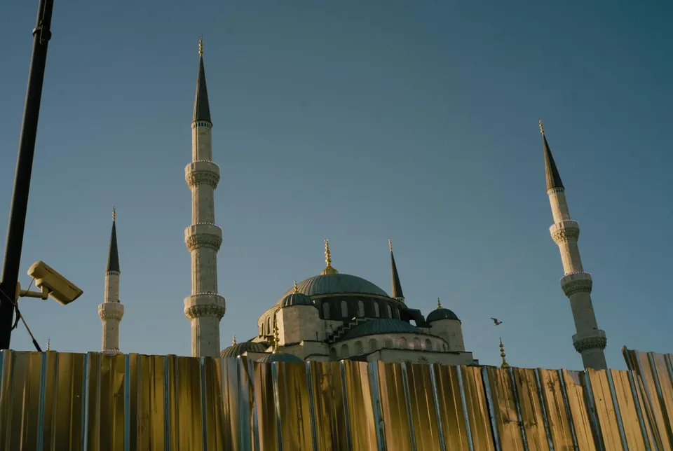 Shot on a Fujifilm X-Pro3 with Cinea Ektachrome 100, Istanbul