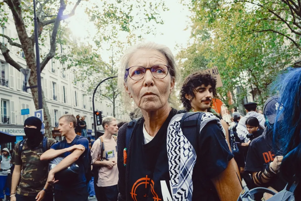 Shot on a Canon with Cinea Cinestill 800T, Paris