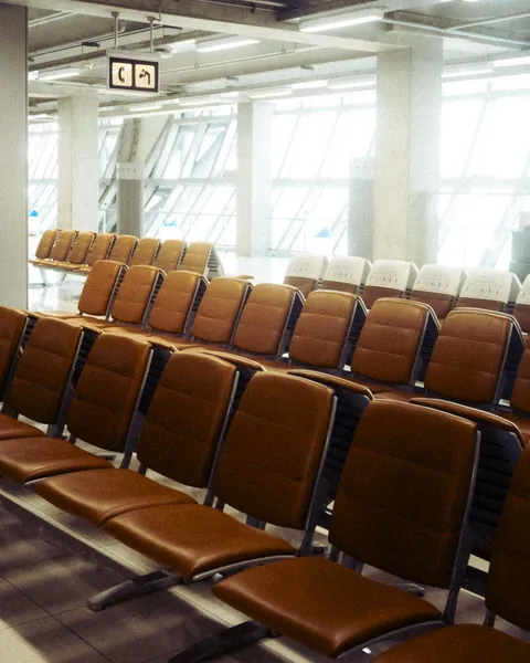 Bangkok airport, shot on a Canon G7X II with Cinea Gold 200