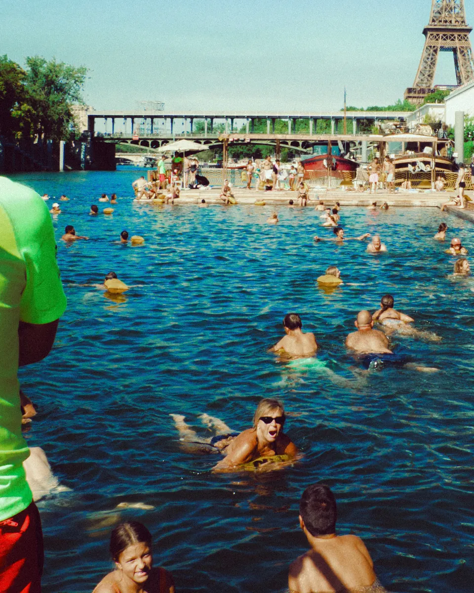 Paris, shot on a Panasonic Lumix DMC FS16 with Cinea Cinestill 800T